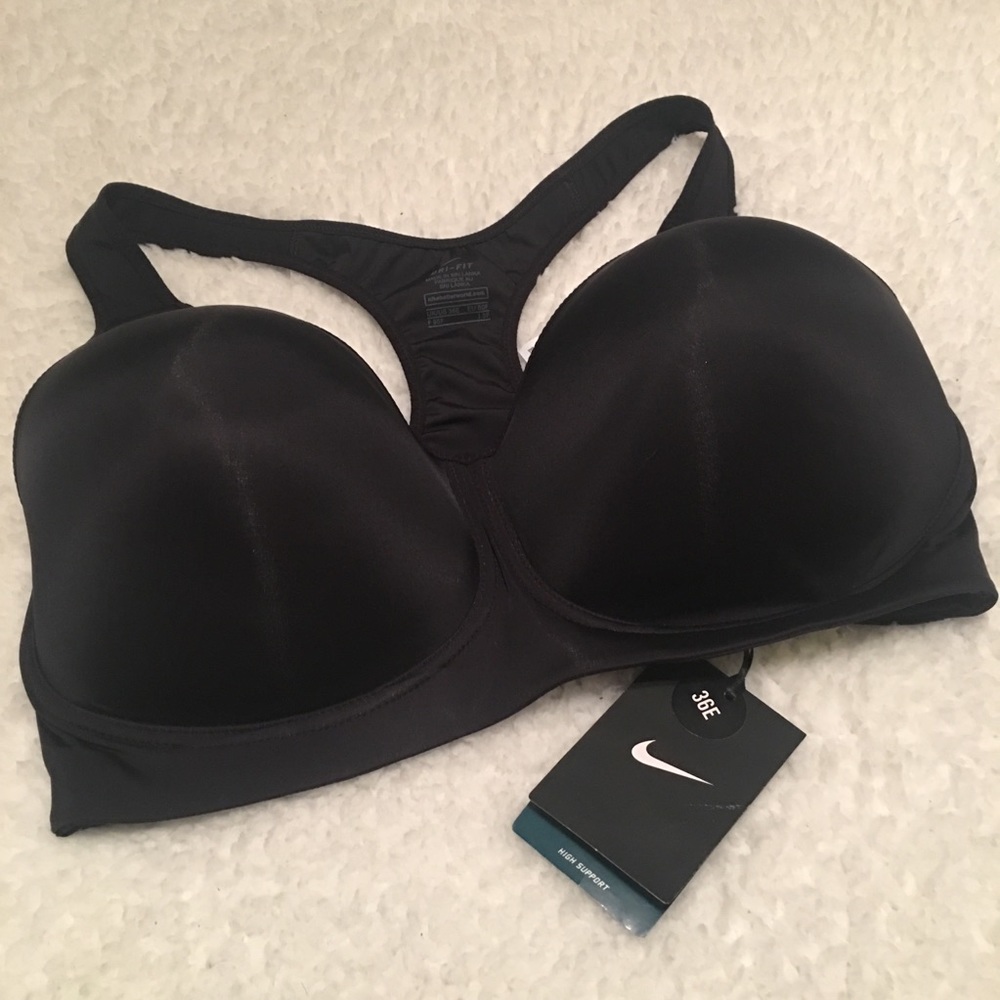 NWT Nike high support sports bra sports bra